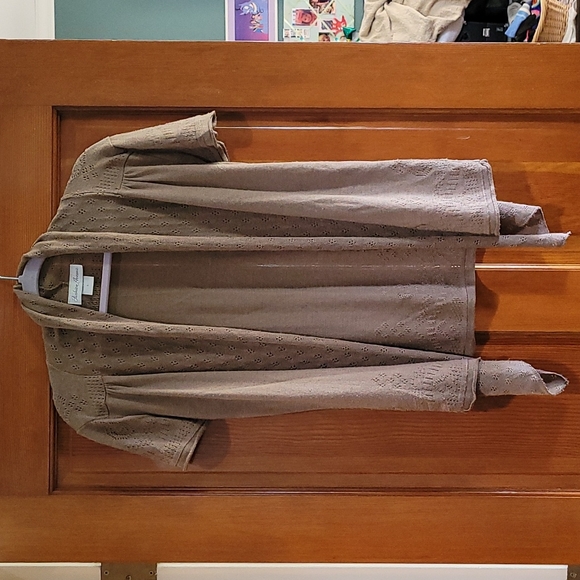 Fashion Avenue Crochet Cardigan - Picture 3 of 6